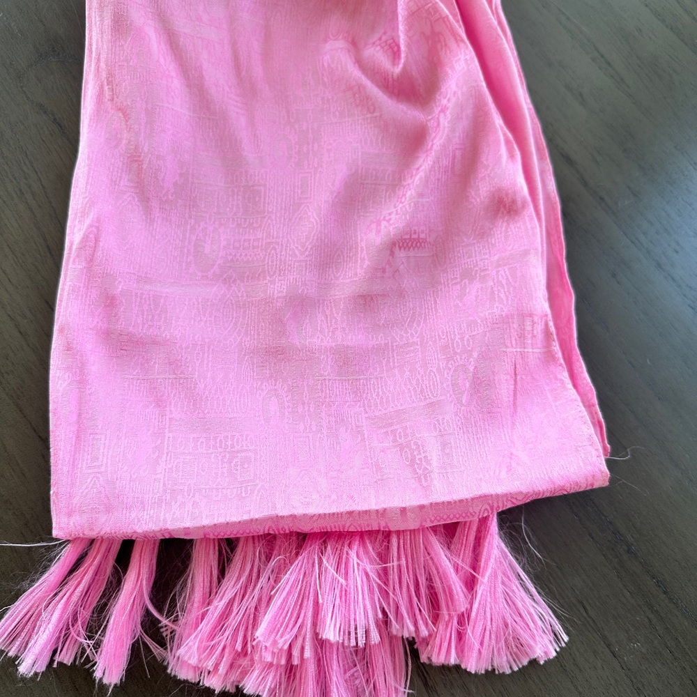 100% Silk Pink Scarf with Fringe